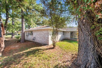 9627 Glenwood Forest Dr in Houston, TX - Building Photo - Building Photo