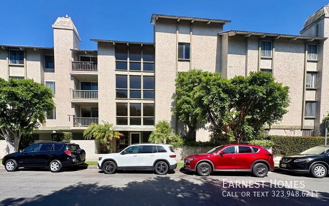 8740 Tuscany Ave in Los Angeles, CA - Building Photo - Building Photo