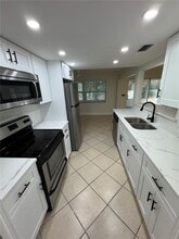 509 E Park Dr in Largo, FL - Building Photo - Building Photo