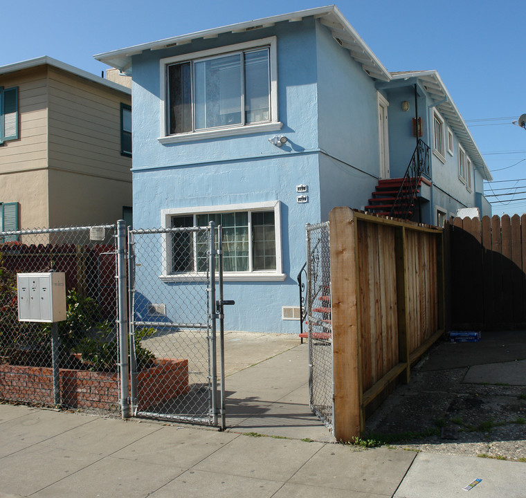 721-723 N Amphlett Blvd in San Mateo, CA - Foto de edificio