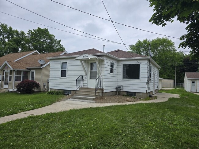 property at 606 Wyoming St