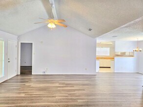 14227 Blue Falls Dr in Sugar Land, TX - Building Photo - Building Photo