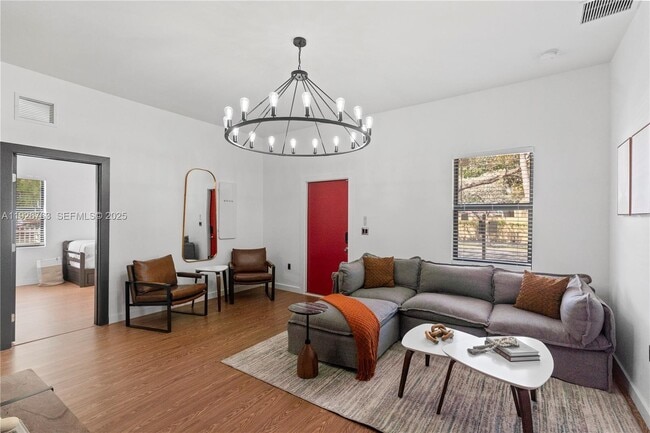 601 SW 1st St in Hallandale Beach, FL - Building Photo - Building Photo