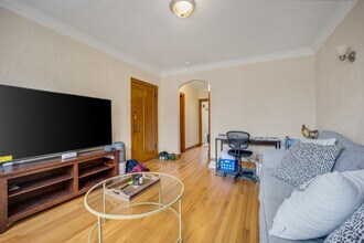 4408 W Altgeld St in Chicago, IL - Building Photo - Building Photo