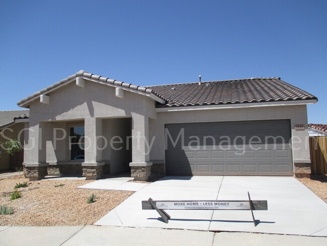 property at 1053 Greyhawk Loop