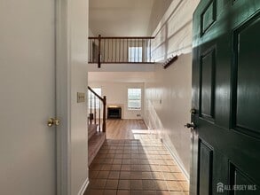 396 Terrace Ln in Bedminster, NJ - Building Photo - Building Photo