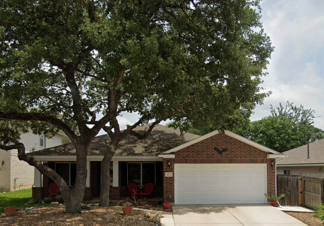 8714 Bent Willow in San Antonio, TX - Building Photo