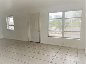 1681 W 29th St in West Palm Beach, FL - Building Photo - Building Photo