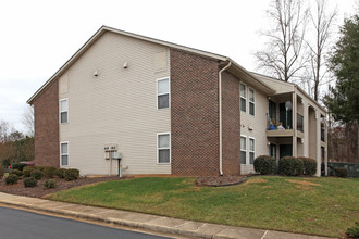 Valdese Village Apartments in Valdese, NC - Foto de edificio - Building Photo