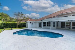 1222 Manor Ct in Weston, FL - Building Photo