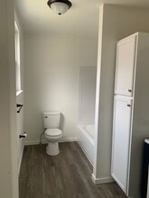 132 Turner Ln in Middlesboro, KY - Foto de edificio - Building Photo