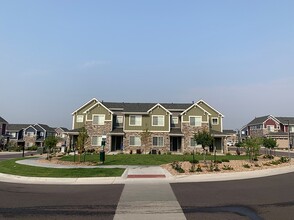 The Point at Biscay in Aurora, CO - Foto de edificio - Building Photo