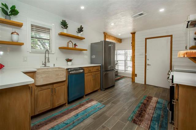 10578 High Hollows Dr in Dallas, TX - Building Photo - Building Photo