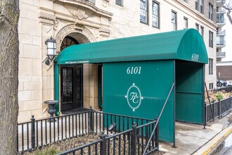 East Point Condo in Chicago, IL - Foto de edificio - Building Photo