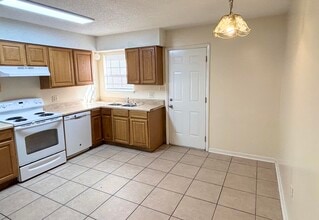 705 Terrance Ct in Fort Walton Beach, FL - Building Photo - Building Photo