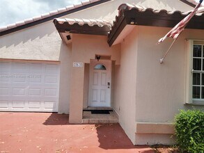 15835 SW 112th Terrace in Miami, FL - Building Photo - Building Photo