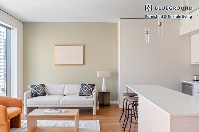 1430 2nd Ave-Unit -FL13-ID404 in Seattle, WA - Foto de edificio - Building Photo