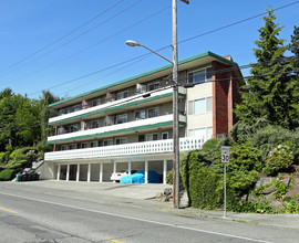 Thorndyke Apartments in Seattle, WA - Building Photo - Building Photo