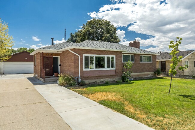 2670 E Lambourne Ave in Millcreek, UT - Building Photo - Building Photo