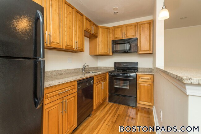 138 Highland Ave