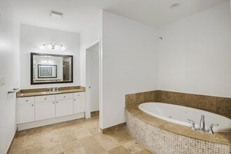 3940 N Flagler Dr in West Palm Beach, FL - Building Photo - Building Photo