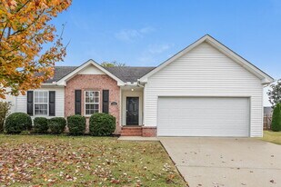 1295 Tiree Dr in Murfreesboro, TN - Building Photo