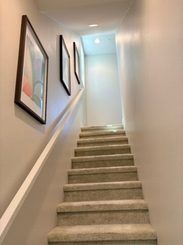 2241 Horseback Rd in Mission Viejo, CA - Building Photo - Building Photo