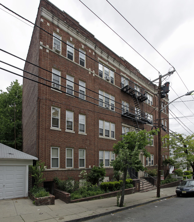 Elmwood Avenue Apartments in Irvington, NJ - Building Photo