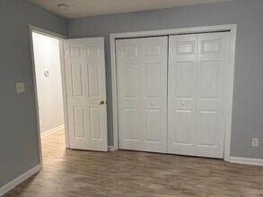 199 Basin Dr in Inwood, WV - Foto de edificio - Building Photo