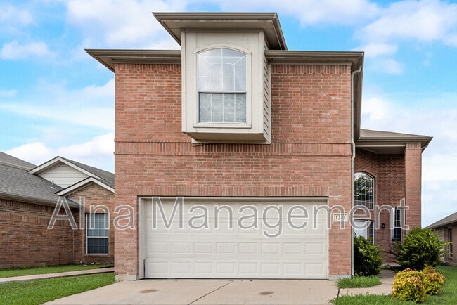 1241 Kielder Cir in Fort Worth, TX - Foto de edificio - Building Photo