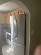 53 Braeburn Ln in Middletown, CT - Foto de edificio - Building Photo