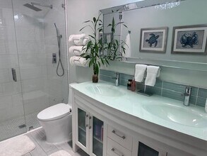 9303 Chapman Oak Ct in Palm Beach Gardens, FL - Building Photo - Building Photo