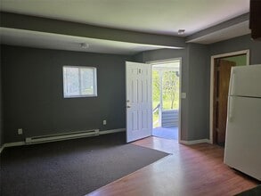 14 Orange Ln in Liberty, NY - Foto de edificio - Building Photo