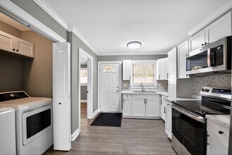 509 Hoke St in Raleigh, NC - Foto de edificio - Building Photo