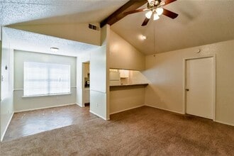 708 Woodland Ct in Kennedale, TX - Building Photo - Building Photo