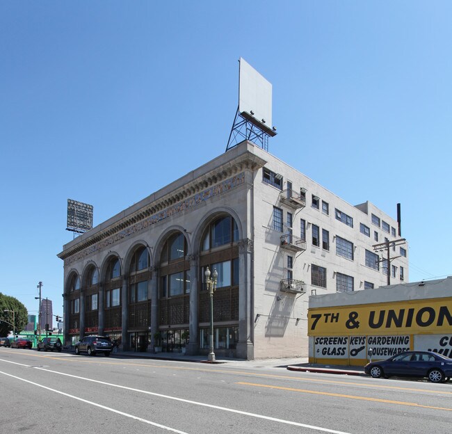 1600-1610 W 7th St