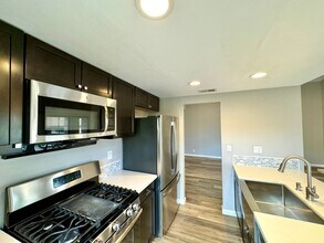 1051 Ficus Ln in San Marcos, CA - Building Photo - Building Photo