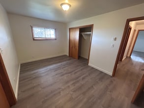 2974 E 3400 N in Twin Falls, ID - Foto de edificio - Building Photo