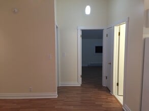 62 E Market St, Unit 2 in Red Hook, NY - Building Photo - Building Photo