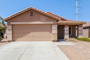 3012 W Running Deer Trail in Phoenix, AZ - Building Photo