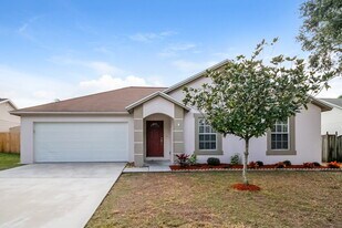 1032 Malletwood Dr in Brandon, FL - Building Photo