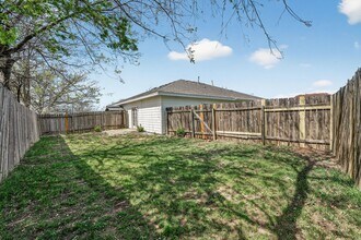 2831 Southampton Way in Round Rock, TX - Building Photo - Building Photo