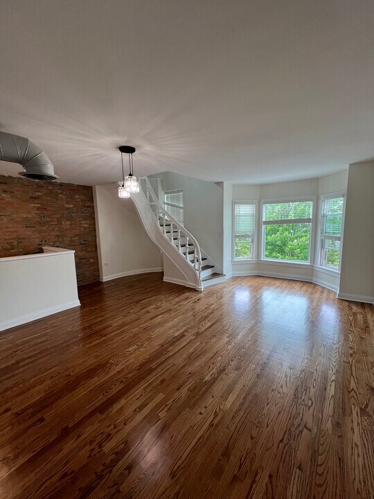 119 S Paulina St, Unit 3 in Chicago, IL - Building Photo