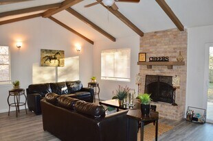 5814 Cary Grant Dr in San Antonio, TX - Building Photo