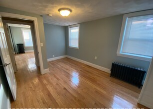 309 Highland Ave, Unit A in Somerville, MA - Foto de edificio - Building Photo