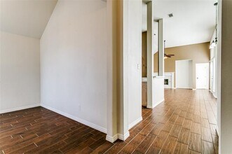 4015 Midrose Trail in Dallas, TX - Building Photo - Building Photo