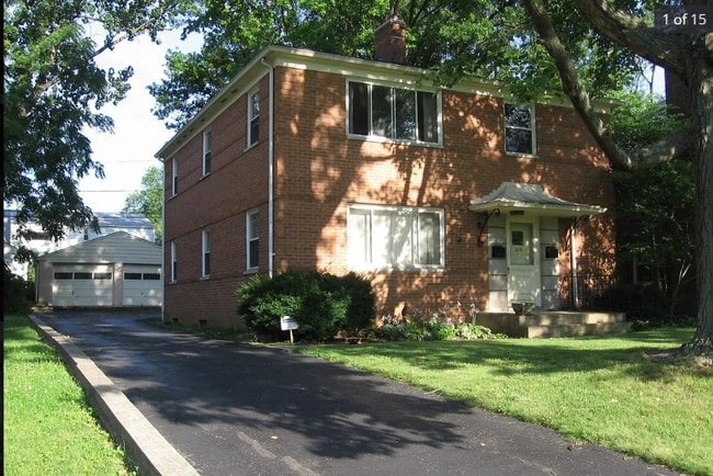 property at 575 Eastmoor Blvd