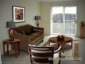 46 Dean St in Norwood, MA - Building Photo