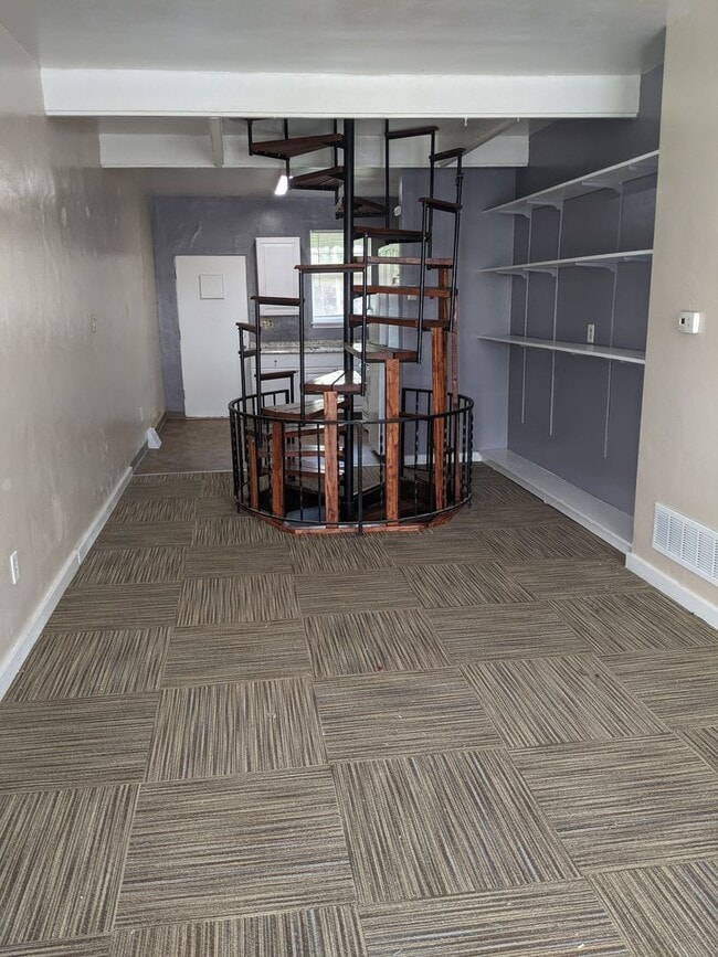 property at 3220 1/2 Hardie Way