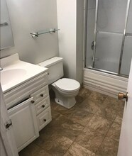 15598 Garfield Cir in Eden Prairie, MN - Building Photo - Building Photo